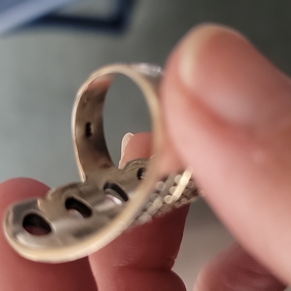 Blue Topaz Sterling Silver Ring - Picture 6 of 7